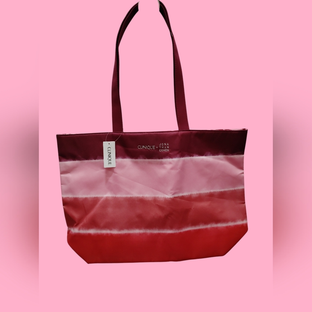 ***Clinique x Jonathan Cohen Red To Pink Ombre Tote 🩷♥️🥰